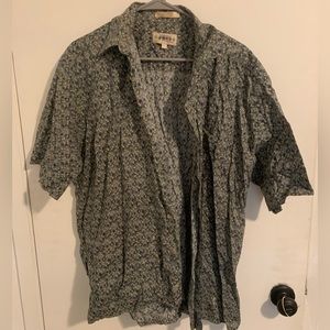 Patterned button down short sleeve